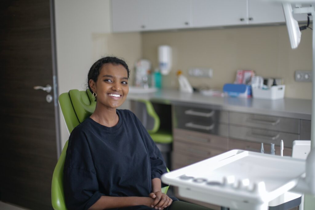 best-dental-clinic-mumbai-woman